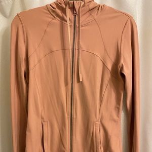 Lululemon, size 8, spiced chai (light pink)